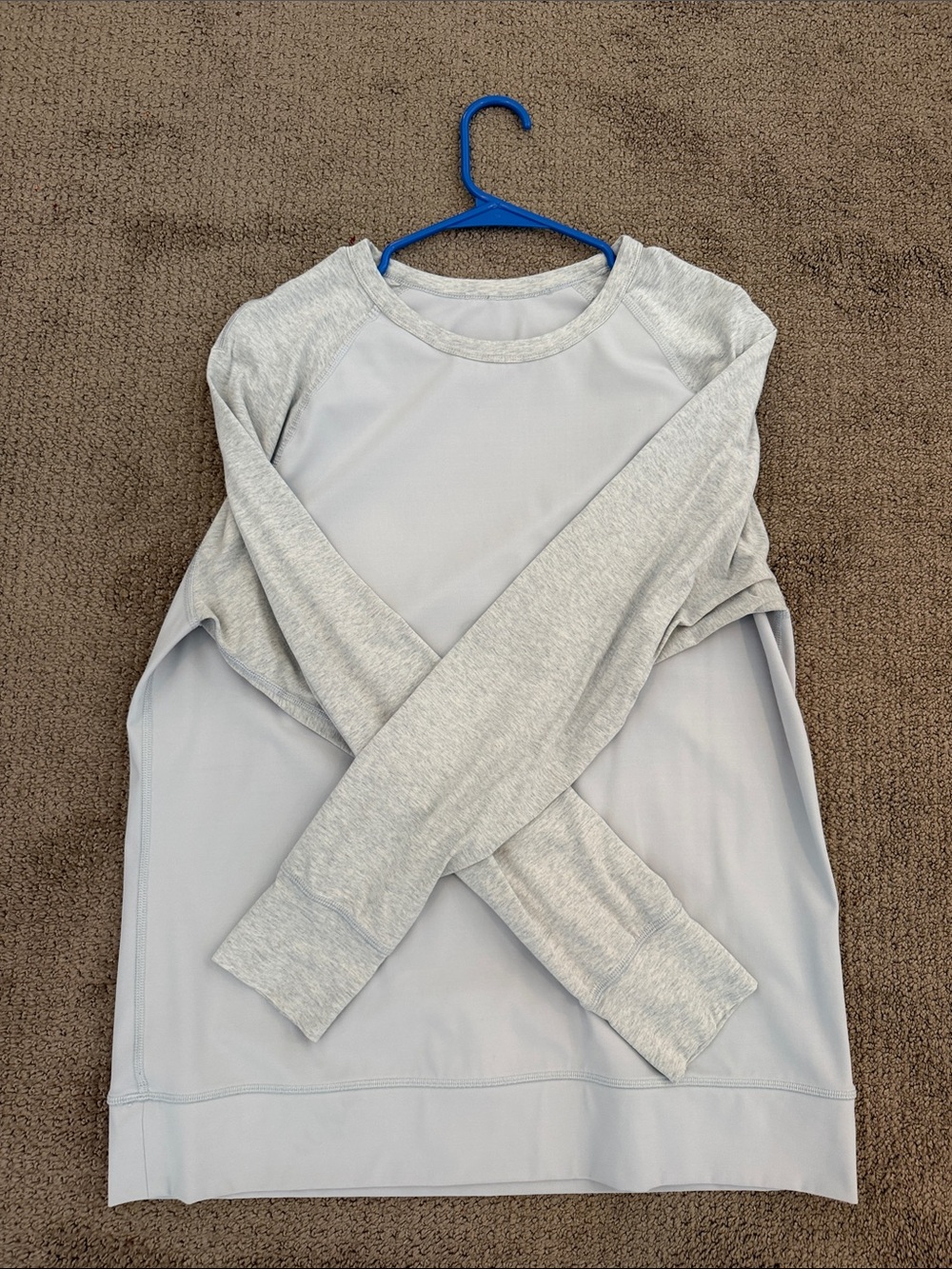 lululemon athletica Light Gray Raglan Sleeve Athletic Top